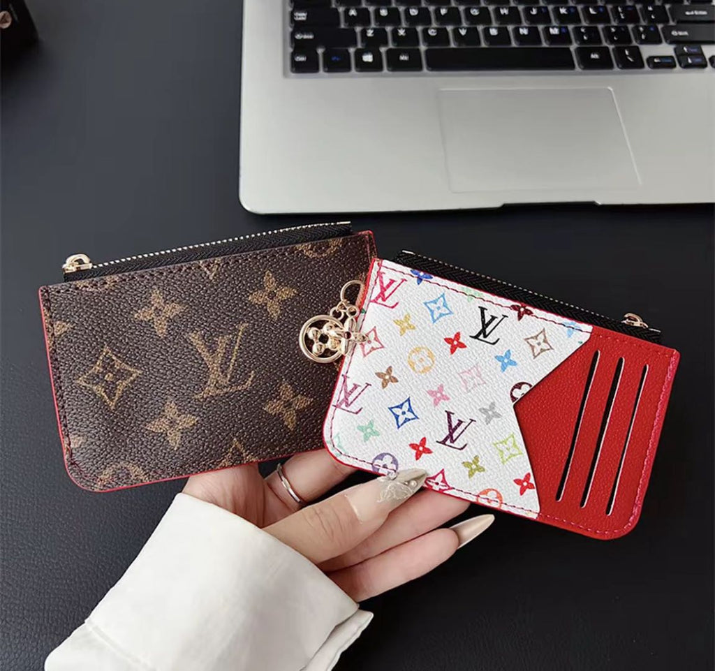 L--Inspired Card Holder Wallet: Chic & Functional!